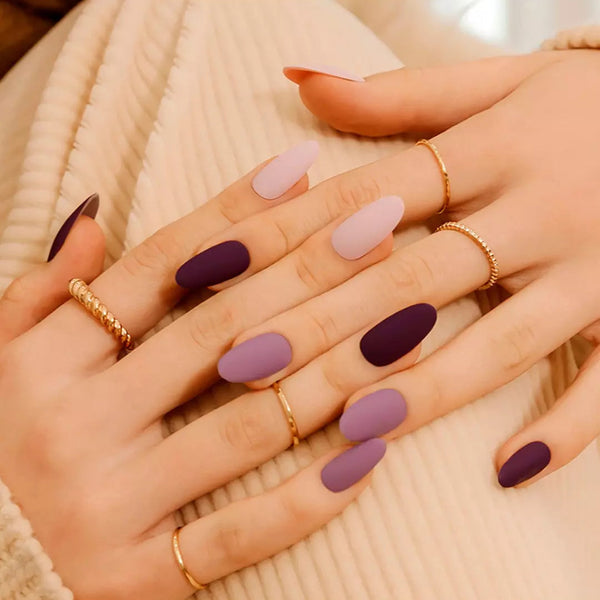 Nail Tips in Fuzzy (Almond)