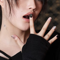 [MUZMAK] Nail Tips in Grunge Bear (Short Square)