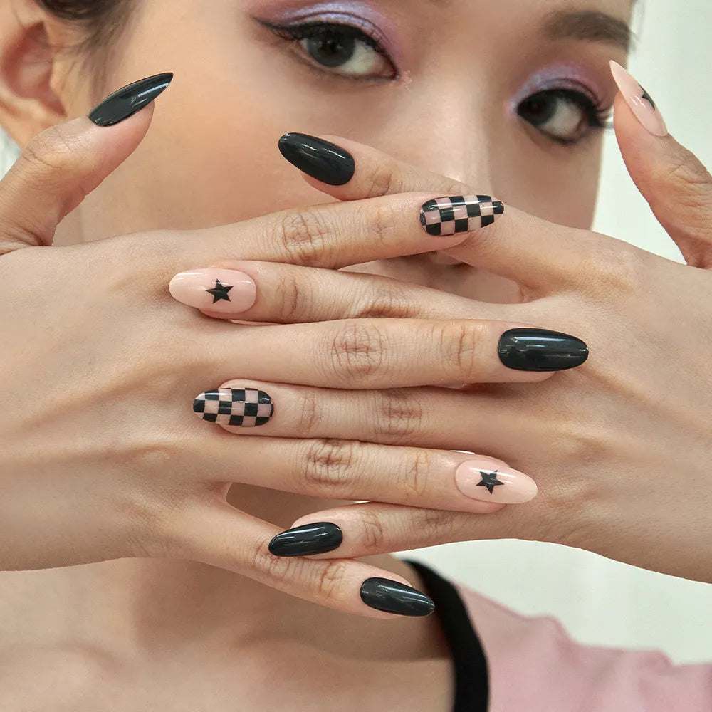 [MUZMAK]Nail Tips in  Draw Night (Almond)